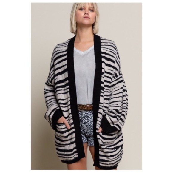 POL Black & White Zebra Pattern Open Cardigan♡ - Picture 6 of 11